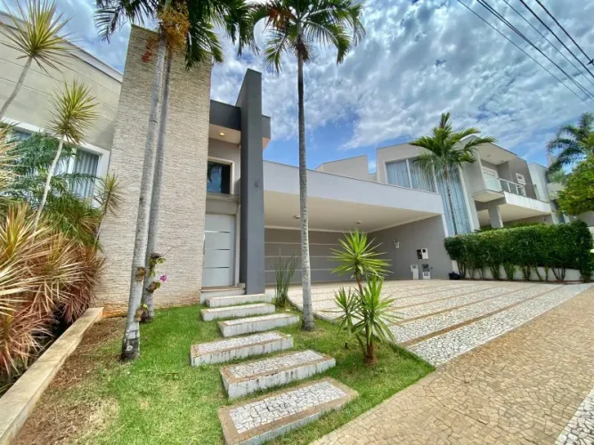 Casa em Condomínio à Venda em Americana-SP 3 quartos, 3 suítes, 320m² - Loteamento Industr