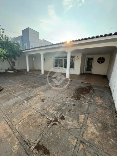 Casa de Rua Publica Dom Aquino 3 Quartos sendo 1 Suíte de 360 m2 de terreno - R$380.000,00