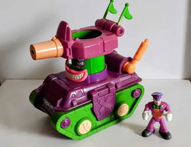 Tanque do Coringa - Fischer Price