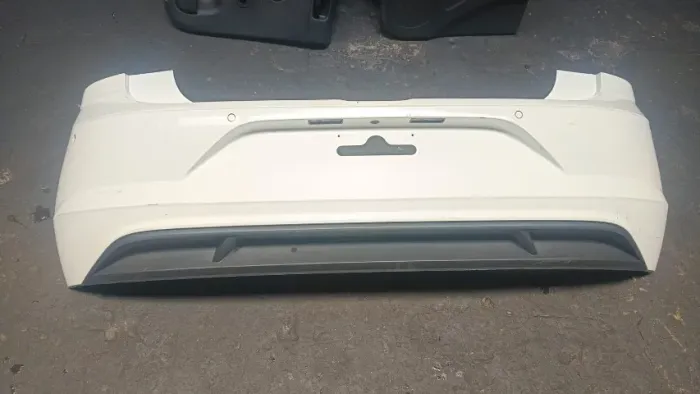 Para choque traseiro Polo 2017 a 2022 seminovo original Volkswagen