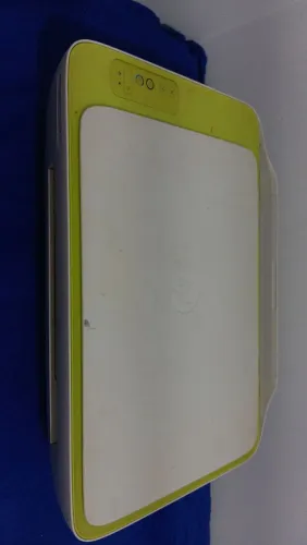 Impressora hp 2136- já com os cartuchos originais 