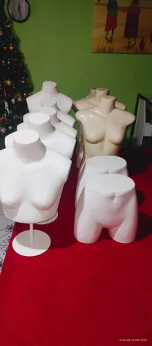 Manequins