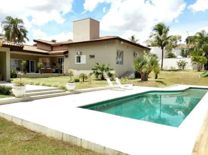 Casa para venda com 2500 m² e 4 quartos em Parque Residencial Paineiras, Bauru - SP
