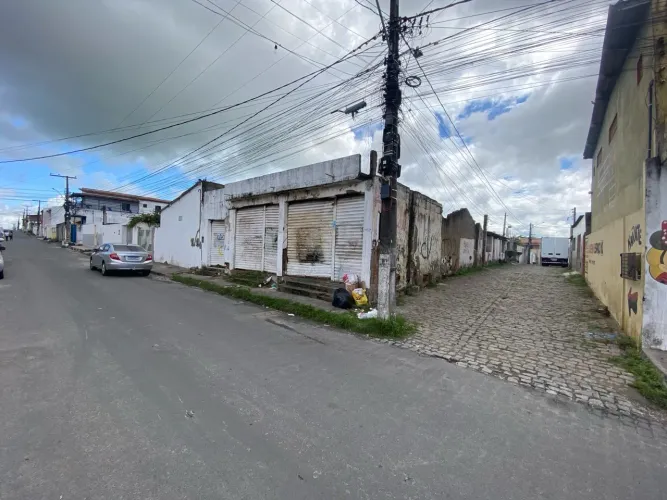Localização privilegiada terreno para venda bairro feira X