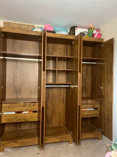 Vendo cama beliche + guarda-roupa ( usados )