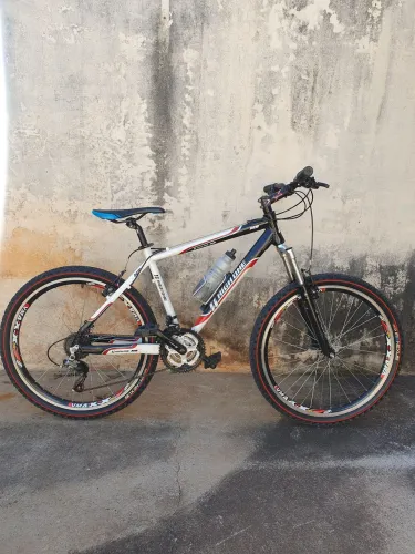 Bike High One MTB Aro 26 - Shimano