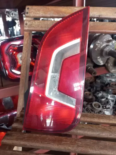 Lanterna Traseira Direita VW Up!