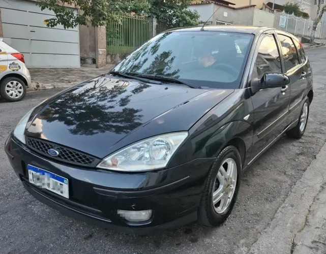 Ford Focus 1.6 S/se/se Plus Flex 8v/16v 5P 2009