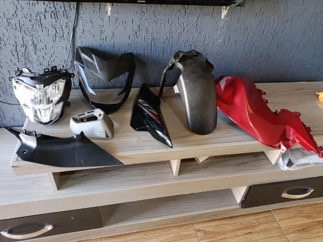  Peças usadas originais da Honda CB Twister 300f e da Bros 