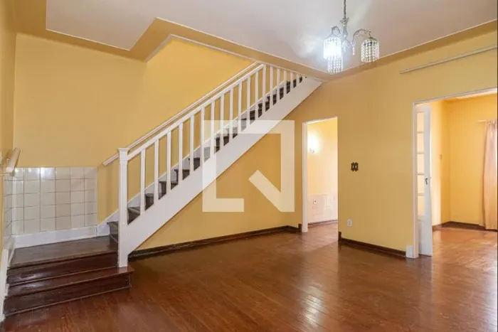 Casa à Venda - Bela Vista, 3 Quartos, 140 m2