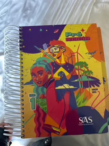 Apostilas SAS 2024 + livro de questões do ENEM