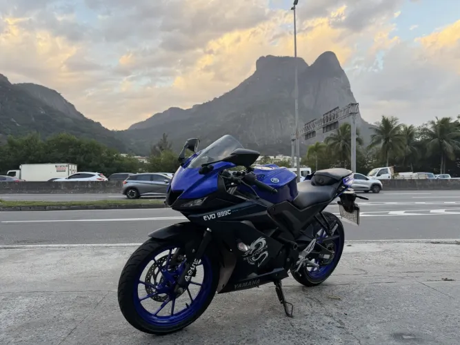 Yamaha Yzf-r15 abs 2025
