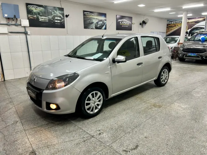 Renault Sandero Expression Hi-flex 1.6 8V 5P 2014