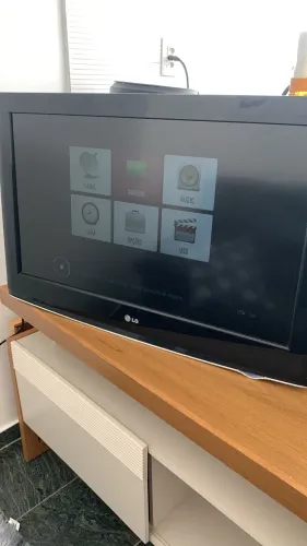 TV LG 32 POLEGADAS 1080P