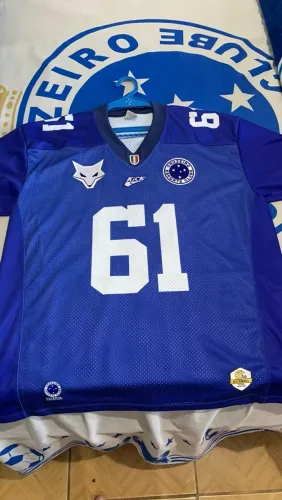 Camisa de futebol americano e futsal do Cruzeiro