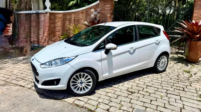 Ford Fiesta Tit./tit.plus 1.6 16V Flex Aut. 2014