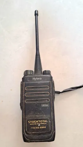Rádio comunicador profissional Hytera BD506