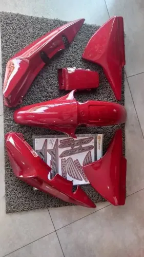 Carenagem completa Titan 150 vermelha