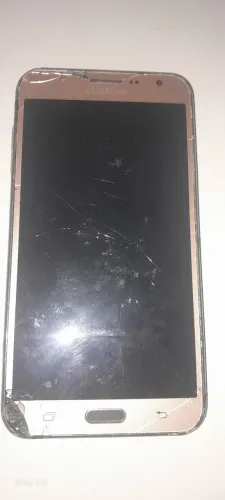 Celular sansung J7Metal
