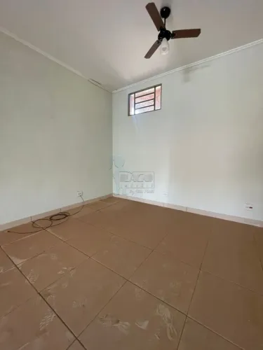 Casa de 150m² com 02 quartos e galpão para venda - Parque dos Flamboyans