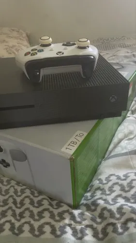 XBOX One S 1 tera