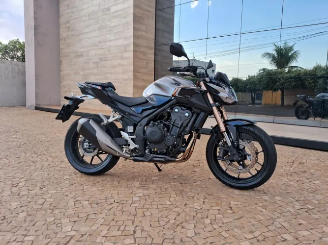 Cb 500f 23/23