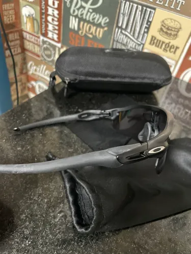 ÓCULOS DE SOL RADAR OAKLEY PRETO