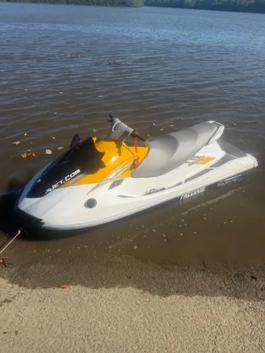 Jet Ski Yamaha VX 700 2013 - 240h - com carretinha
