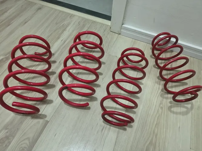 Kit de molas Esportivas Redcoil usada 4 unidades New fiesta ford