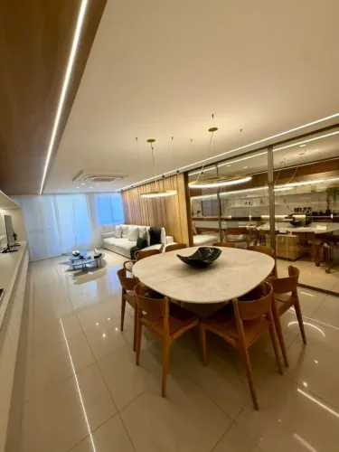 PONTA VERDE | 150 m² REFORMADOS EM ALTO PADRÃO, VARANDA GOURMET E 2 SUÍTES