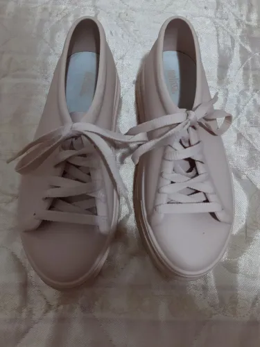 Sapatos para crianças e adolescentes