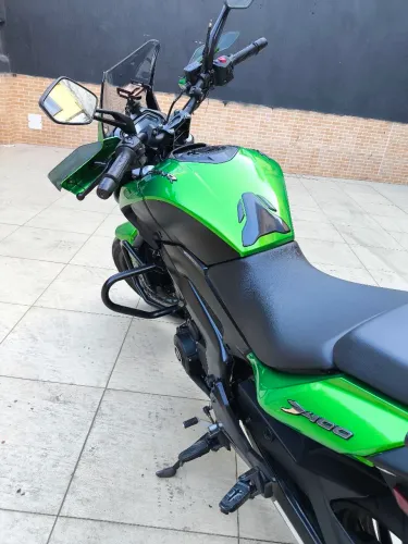 Bajaj Dominar 400 2025 - 7.800 km - Impecável - Aceito Troca por Carro