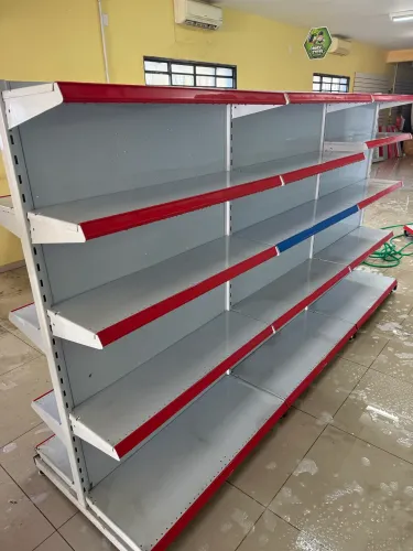 Gôndola prateleira central 3 metros para lojas e mercado