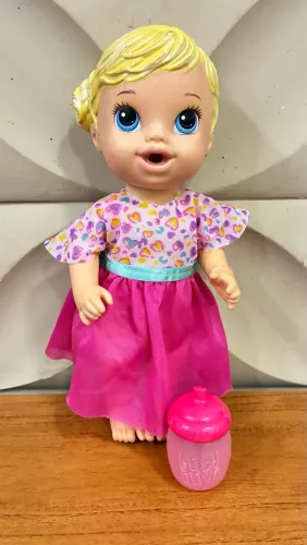 Baby Alive hora do chá faz xixi