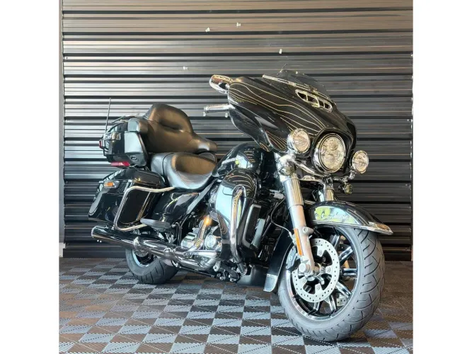HARLEY DAVIDSON ULTRA LIMITED FLHTK PRETA 2018/2019