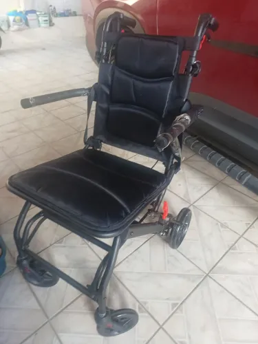 Cadeira Dellamed D90 - Apenas 2 meses de uso (Com Nota Fiscal)