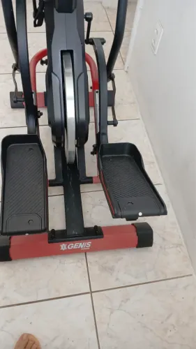 Elíptico Genis Fitness