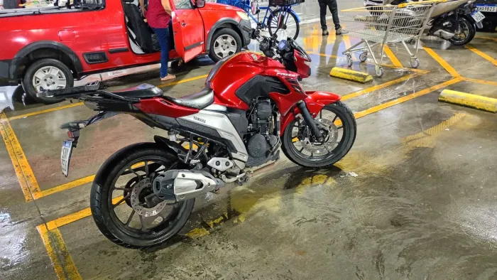 Fazer 250 2023 moto zero sem defeitos