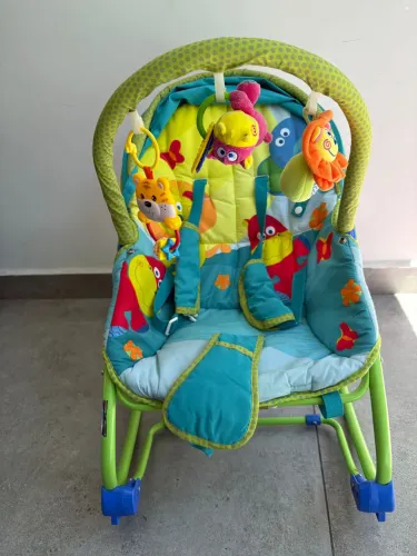 Cadeirinha de Descanso + Tapetinho Infantil de Brinde ?
