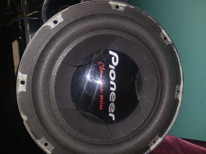 Auto falante pionner cara preta 
