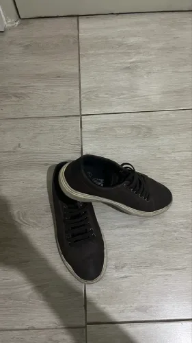 Sapatênis 40