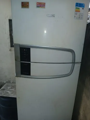 Vendo geladeira nova sem o motor