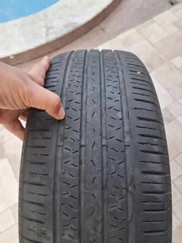 Pneu 205/55/17 estava em uma t-cross 