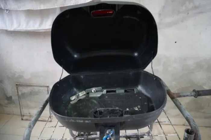 Vendo Caixa Bauleto para Moto (45L?)