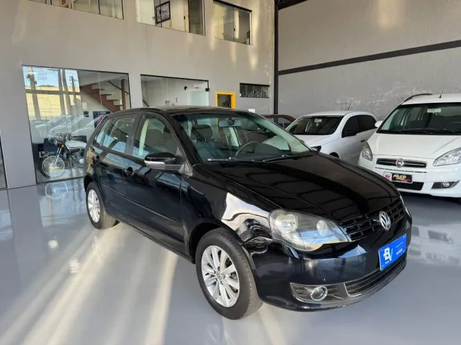 Volkswagen Polo 1.6 E-flex 8V 5P 2012