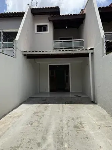 Casa no Conjunto Cartier com 116 m2 com 4 quartos em Mondubim - Fortaleza - CE