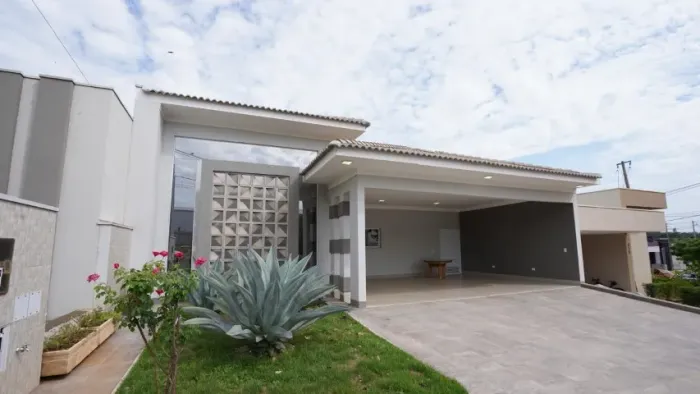 Casa Alto Padrão Aluguel em Condomínio - Valência I