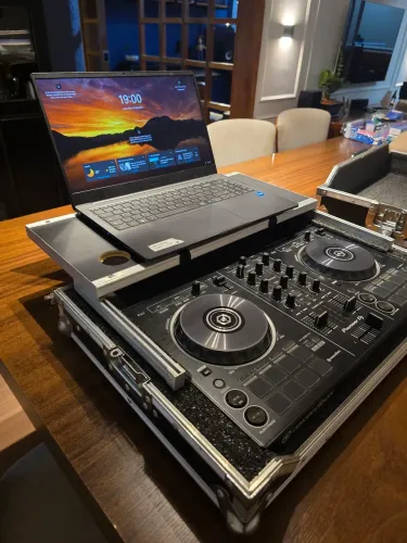 Controladora DJ Pioneer Ddj-rb