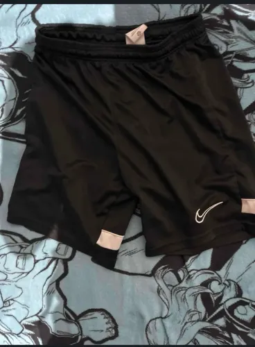 Bermuda Nike
