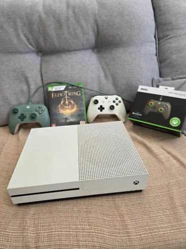 Xbox One S 1Tb + Controle e jogo